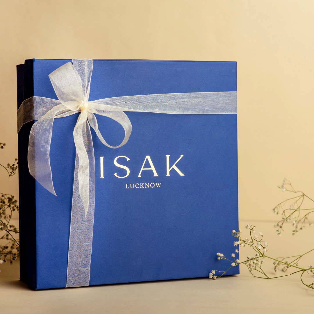 isak gift box attars royal